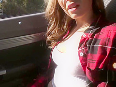 Natural teen 18+ flashing tits in strangers car