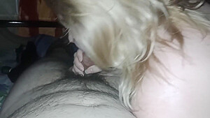 Night Blowjob From Wife Ended With A Lot Of Sperm In Mouth