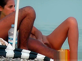 Nudist beach camera hunting for naked pussies