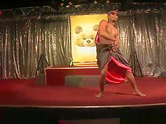 OMG my girlfriend cocksucking stripper