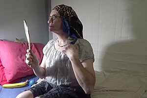 Old lady Sveta Lu-sin  2023z