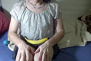 Old lady Sveta Lu-sin  2023z