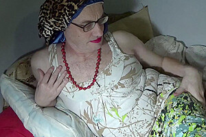 Old ladyboy Sveta Lu-sin  2024b