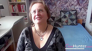 Omahunter teen 18+ Girl Seduces Busty Mature To Enjoy