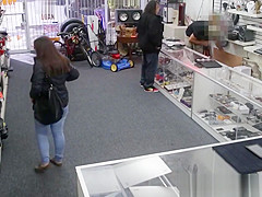 Pawnshop thief pussyfucked after fellatio