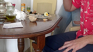 Perverted Turkish Stepmom Shows Hairy Pussy To Seduce Her Stepson !!!
