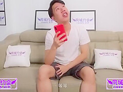 Petite Asian Amateur teen 18+ With A Hot Body Sucks A Meaty Cock And Hot Fuck