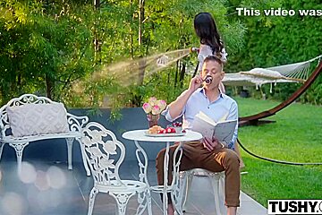 Petite Cutie - Sawyer Loves To Gape For Older Men