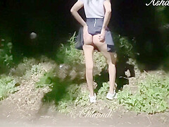 Petite teen 18+ Risky Public Squirting