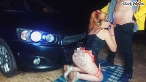 Prostitute Fucking On The Road Outside The Car