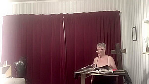Reading Rude Books Leads To Dripping Creampie For Littlekiwi