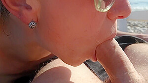 Risky Public Blowjob On The Beach With Cum Swallow