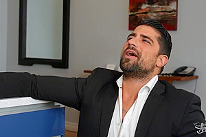 Ryan Bones Fucks Muscle Evie Envy In The Kitchen