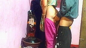 Sagi Step sister-in-law Was Left By Picking Up The Leg