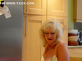 Sapphire Louise - Feet 2