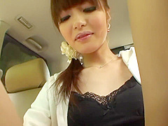 Sexy Chick Spices Her Car Ride With A Crazy Masturbation