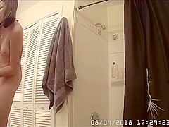 Sexy Cutie in the shower 7