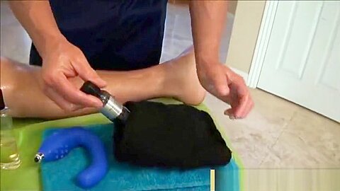 Sexy Oily Ass Massage