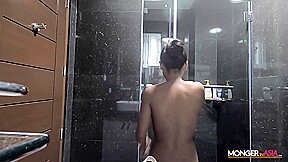 Sexy little Filipina hooker wants to get pregnant