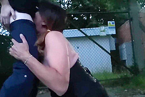 Shemale Blowjob And Fuck