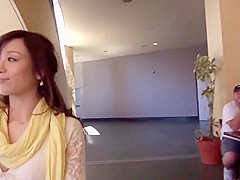 Shizuku Morino And Yuu Kawakami In Bdd-30 Vs Huge Black On Road
