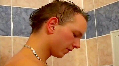 Shower Twinks - Shots