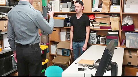 Skater ass fucked hard by hunk security officer-YOUNGPERP COM