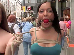 Slave takes bondage tour in public