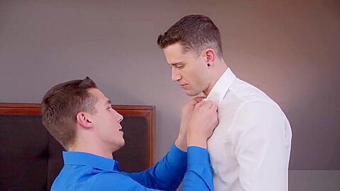 Slow day at the office makes twink horny and fuckable