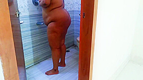 Smart Padosi Aunty Ko Jabardasti Chudai