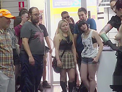 Spanish slave and mistress in public