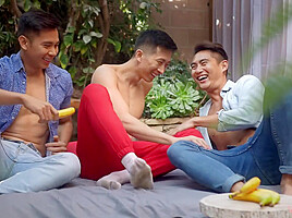 Step daddy Daydream - Rhonee, Khoa & Tyler