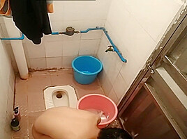Step daddy Is So Sexy Bathing Dick Is So Big
