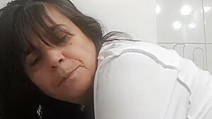 Stepmom Fucked By Surprise And Creampie Standby Bathroom