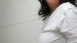 Stepmom Fucked By Surprise And Creampie Standby Bathroom