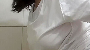 Stepmom Fucked By Surprise And Creampie Standby Bathroom