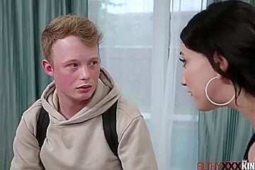 Stepmom Letting Stepson Cum Inside Her With Mandy Muse