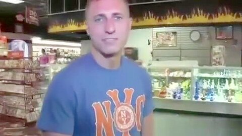 Straight guy loved his blowjob throguht he gloryhole