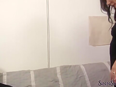 Stunning Got That Cunt Masturbated With Her Bfs Feet! With Sinn Sage