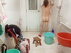 Take A Selfie Bath