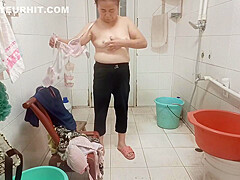Take A Selfie Bath