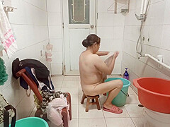 Take A Selfie Bath