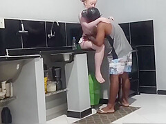 Tanza In The Kitchen