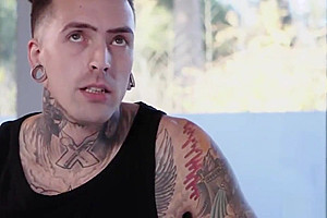 Tattooed Ruckus destroys TS tight ass
