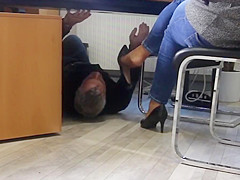 Technician visit the secretarys office with horny surprice