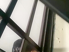 Teen peep while showering
