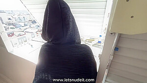 Tesetturlu Kız Arkadasımı Balkonda Siktim - I Fucked My Muslim Hijab Girlfriend On The Balcony