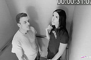 Tgirlx: Elevator Encounter
