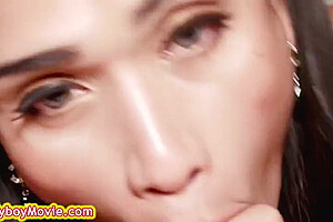 Thai Lady - Thai Transsexual Beautie Blows And Fucked Bareback