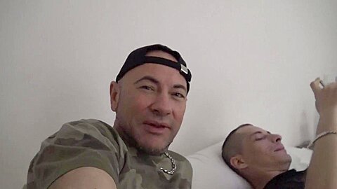 The straight Miquel Duque fucked by Yago Sinner - CrunchBoy